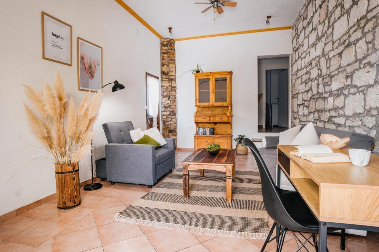 Lavanda Apartments & Room Sveti Lovreč Pazenatički 외부 사진